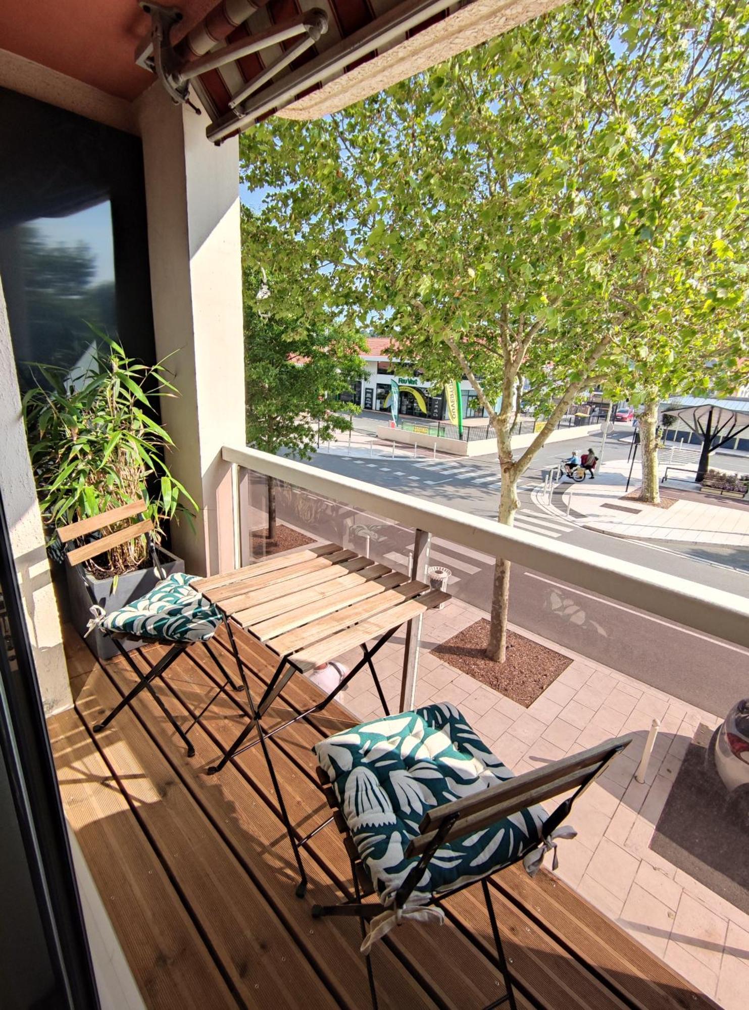 Studio Avec Parking Centre-Ville Face A La Gare Plage & Commerces Arcachon Exterior foto
